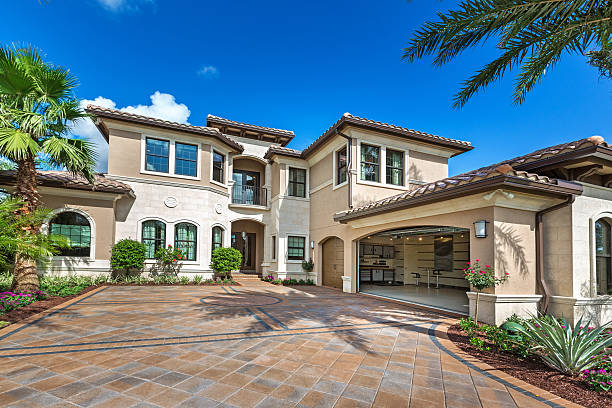 Best Driveway Pavers Contractor  in Frankfort, IN